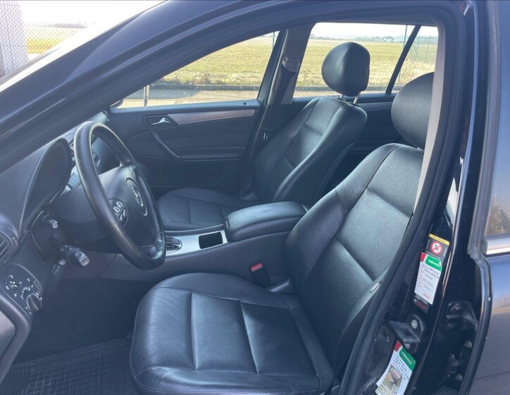 Mercedes-Benz Třídy C Kombi 2,1 l 110 kw