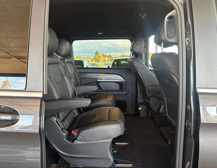 Mercedes-Benz EQV 17