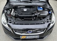 Volvo V60 Kombi 2,4 l 158 kw