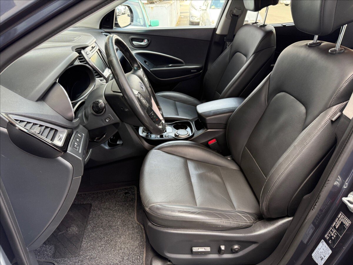 Hyundai Santa Fe SUV / Terénní 2,2 l 145 kw