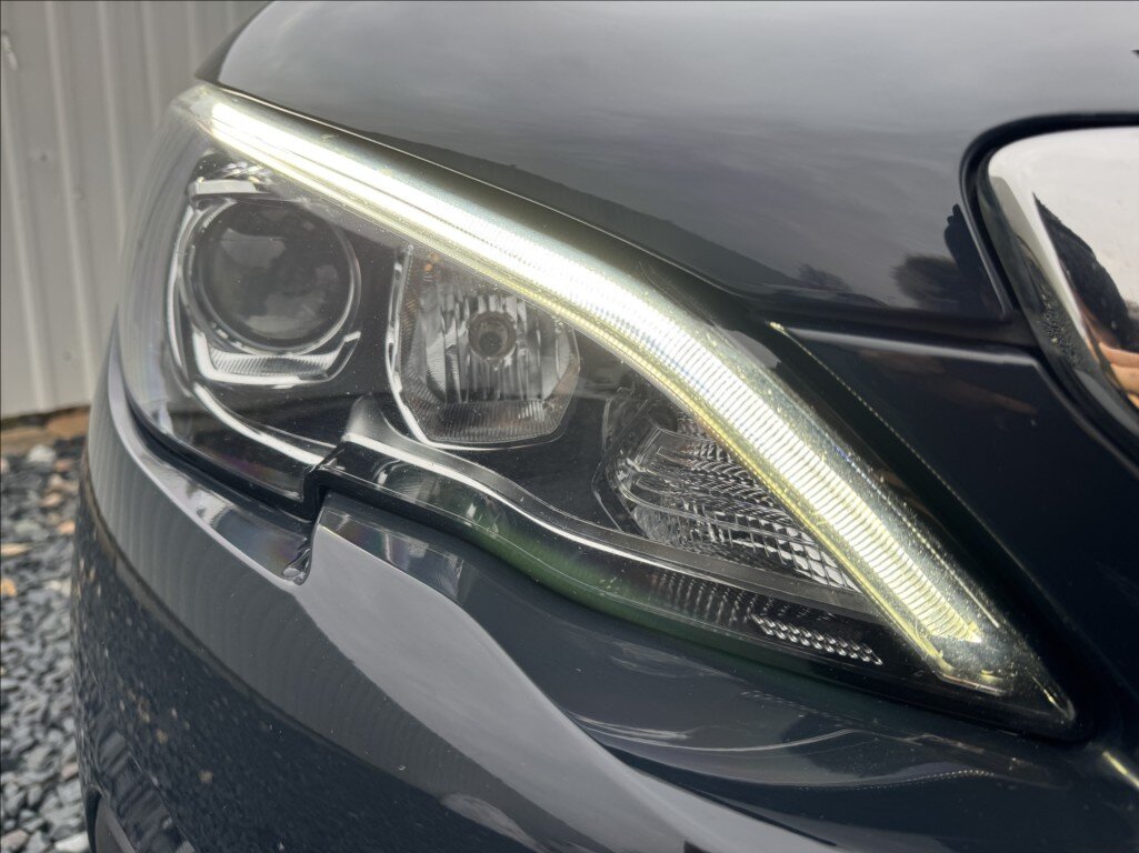 Peugeot 308 Kombi 1,5 l 96 kw