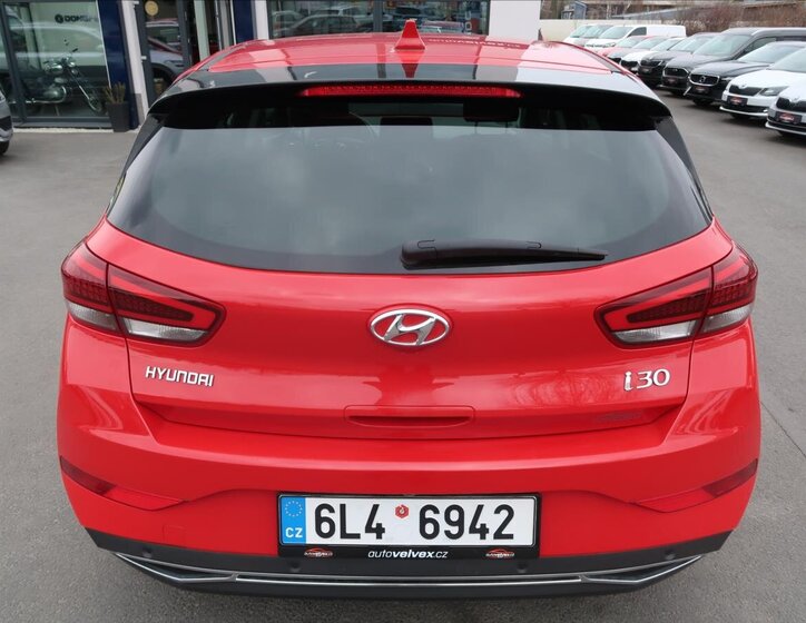 Hyundai i30 Hatchback 998,0 88 kw