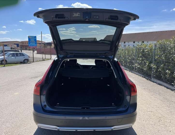 Volvo V90 Kombi 2,0 l 145 kw