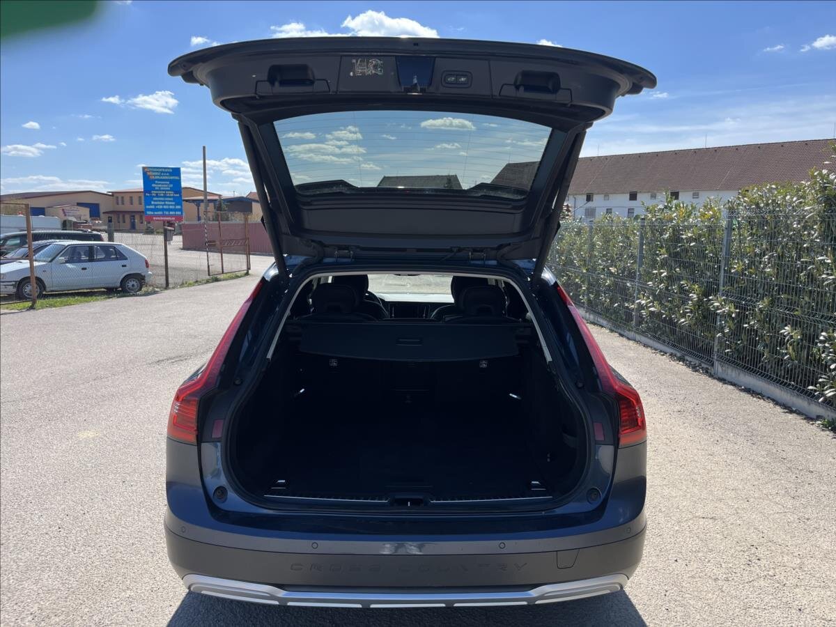 Volvo V90 Kombi 2,0 l 145 kw