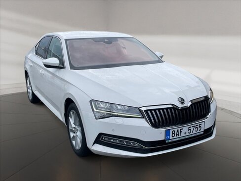Škoda Superb Sedan / Limuzína 2,0 l 110 kw