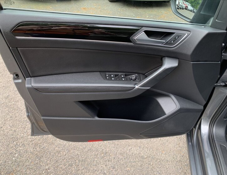 Volkswagen Touran Kombi 1,6 l 85 kw
