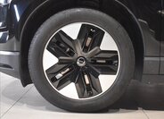 Volvo EX30 SUV / Terénní 0,0 200 kw