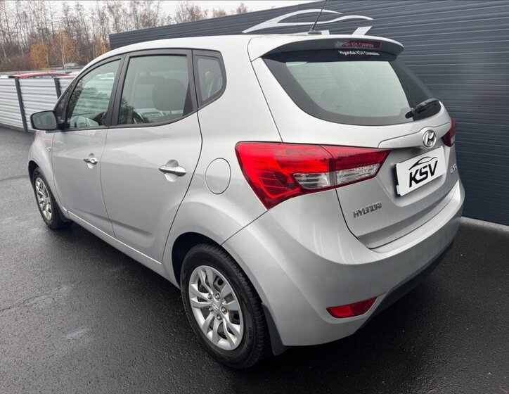 Hyundai ix20 MPV 1,6 l 91 kw