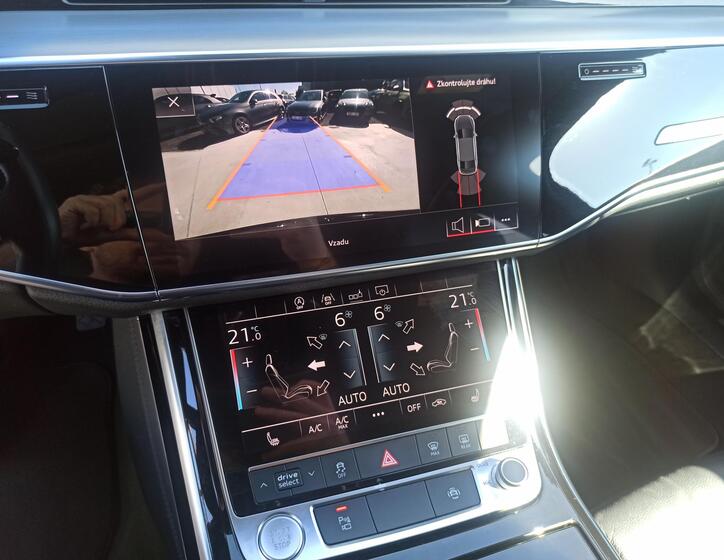 Audi A8 21