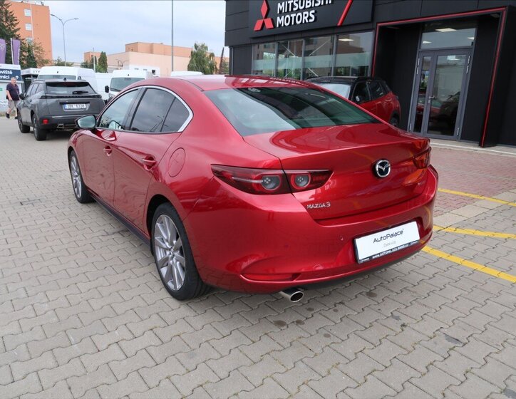 Mazda 3 Sedan 2,0 l 110 kw