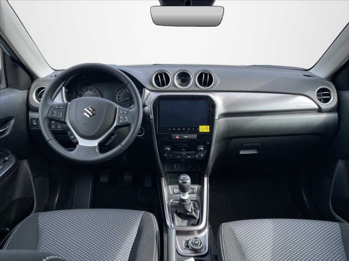 Suzuki Vitara SUV / Terénní 1,4 l 81 kw
