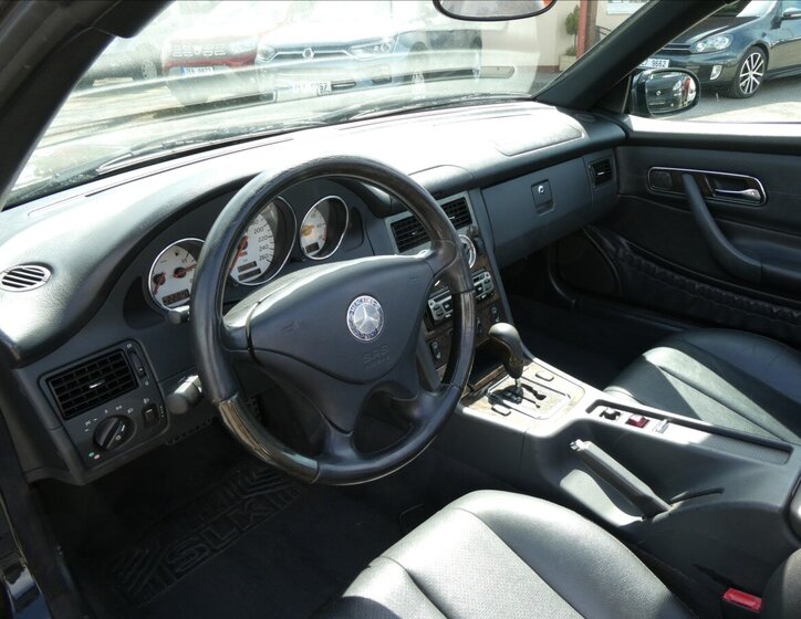Mercedes-Benz SLK Kabriolet 2,3 l 145 kw