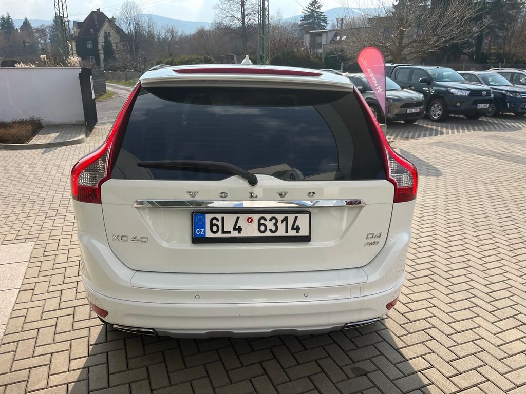 Volvo XC60 SUV / Terénní 2,4 l 140 kw