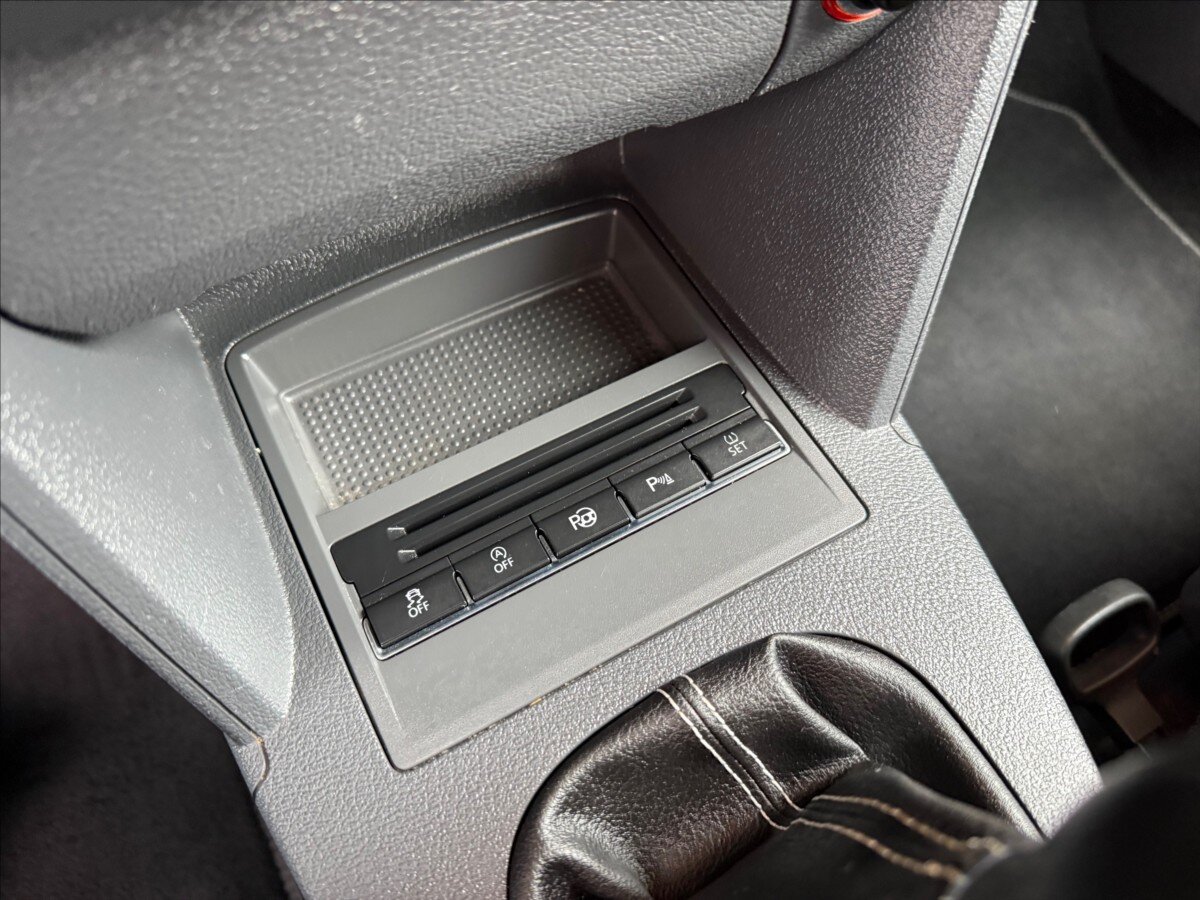 Volkswagen Touran Kombi 1,2 l 77 kw