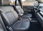 Mitsubishi Outlander 10