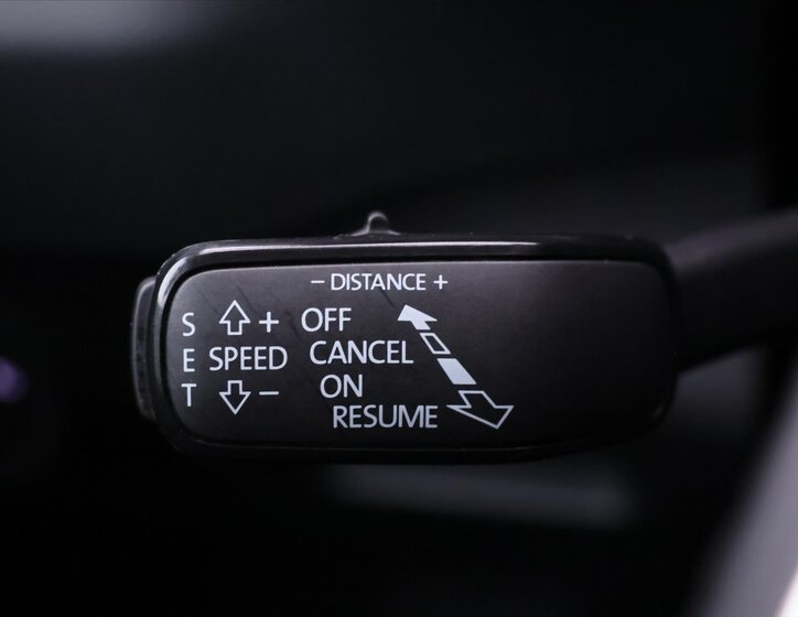 Škoda Karoq SUV / Terénní 2,0 l 85 kw