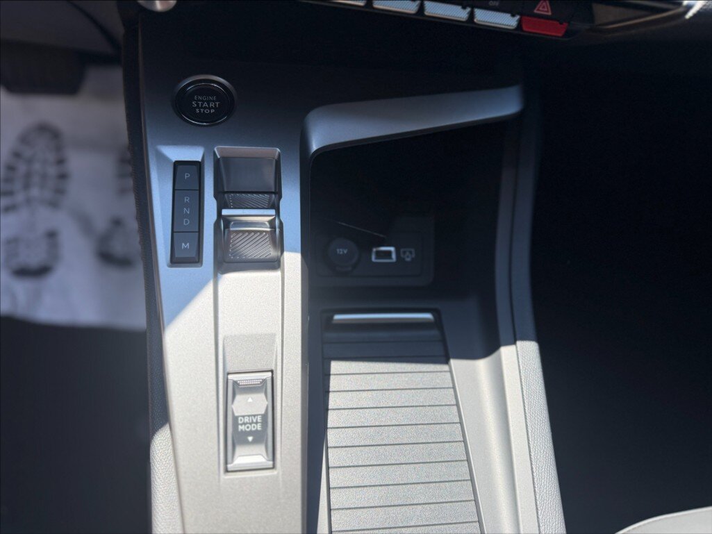 Peugeot 308 Kombi 1,2 l 107 kw