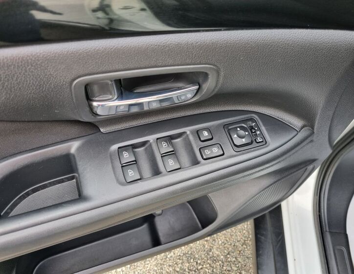 Mitsubishi Outlander 19