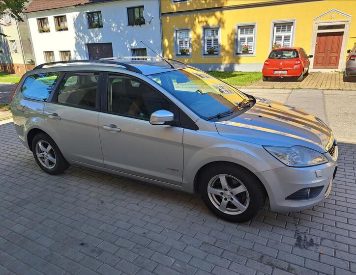 Ford Focus 12
