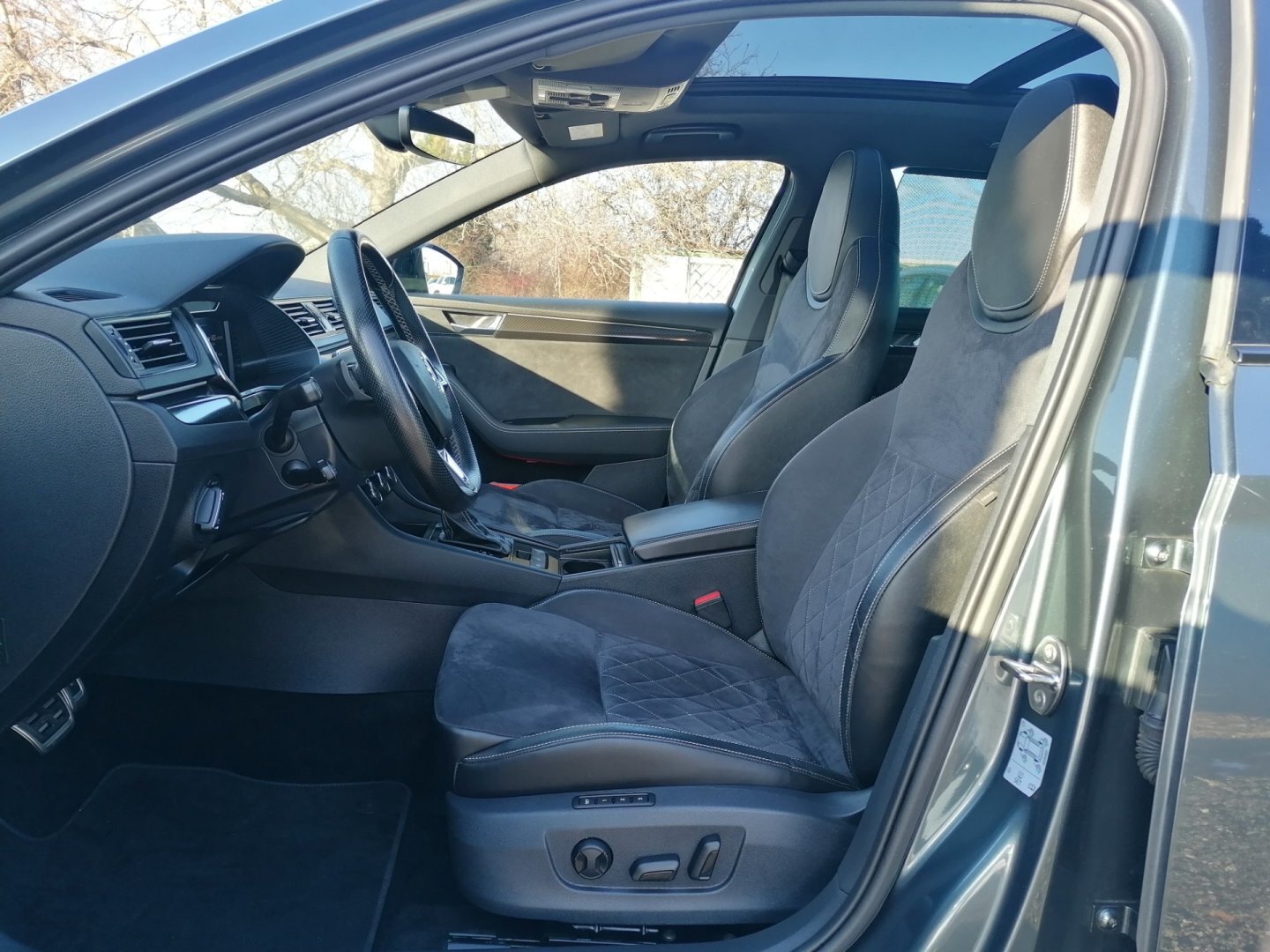 Škoda Superb Kombi 1,4 l 160 kw