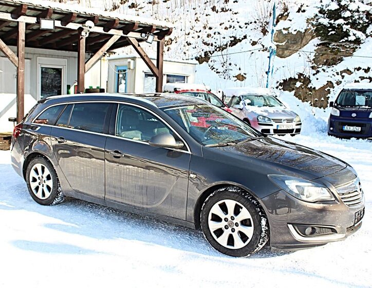 Opel Insignia Kombi 2,0 l 120 kw