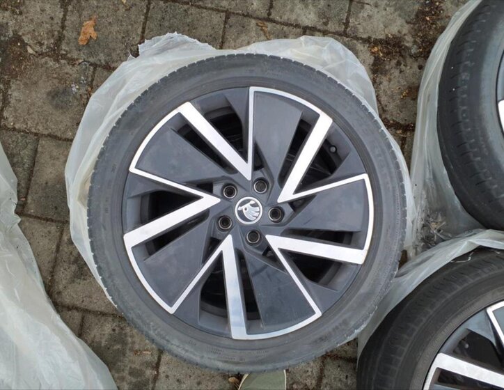 Škoda Octavia Kombi 2,0 l 110 kw