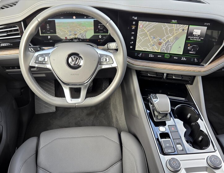 Volkswagen Touareg SUV 3,0 l 210 kw