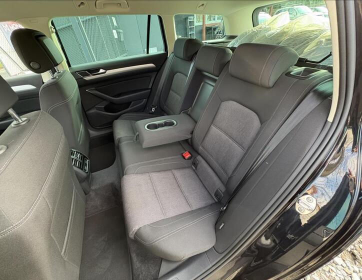 Volkswagen Passat 38