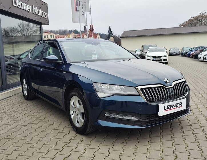 Škoda Superb Sedan 1,5 l 110 kw