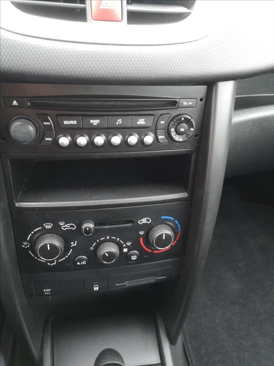 Peugeot 207 Hatchback 1,4 l 54 kw