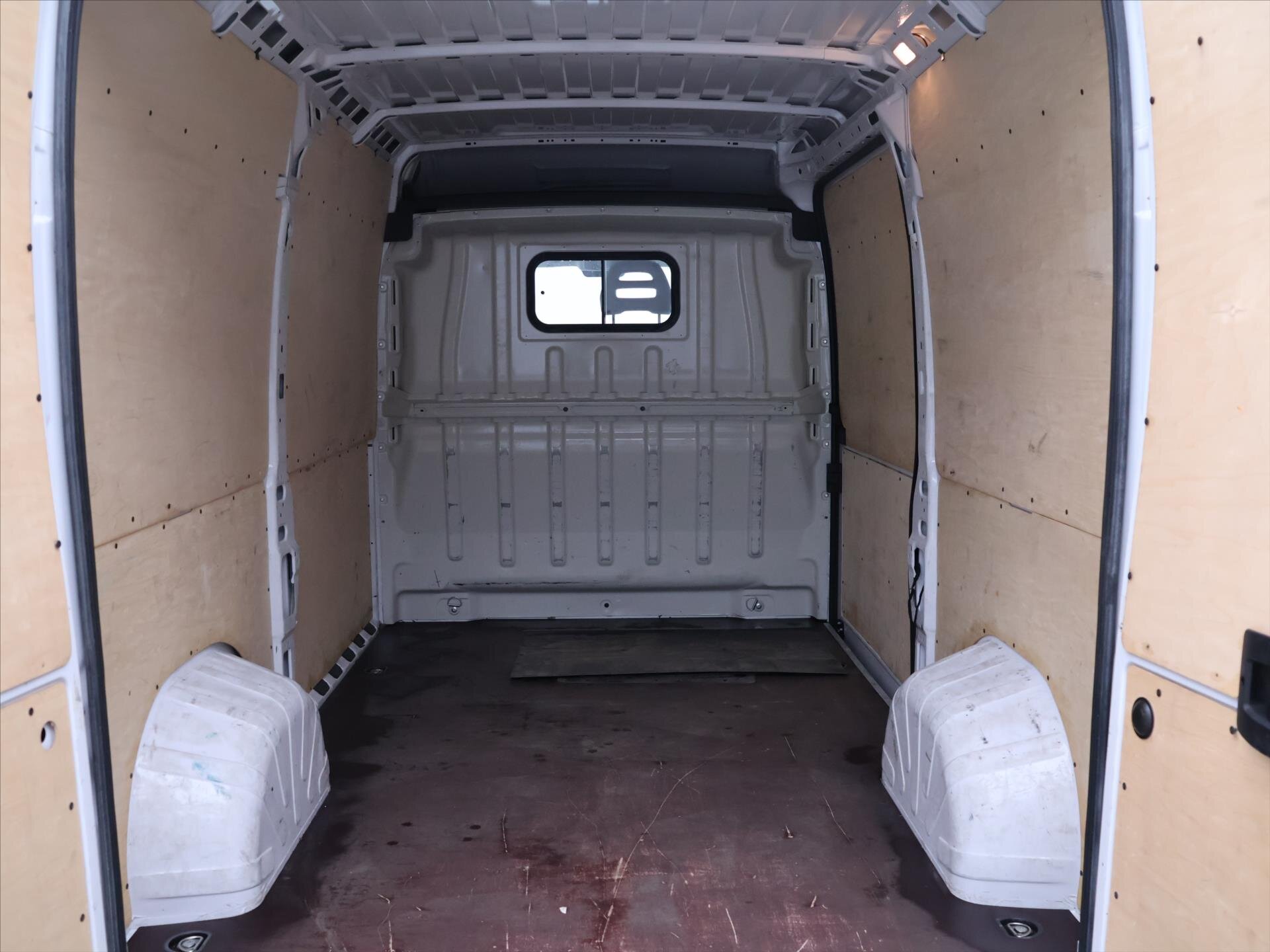 Fiat Ducato Skříň 2,2 l 88 kw