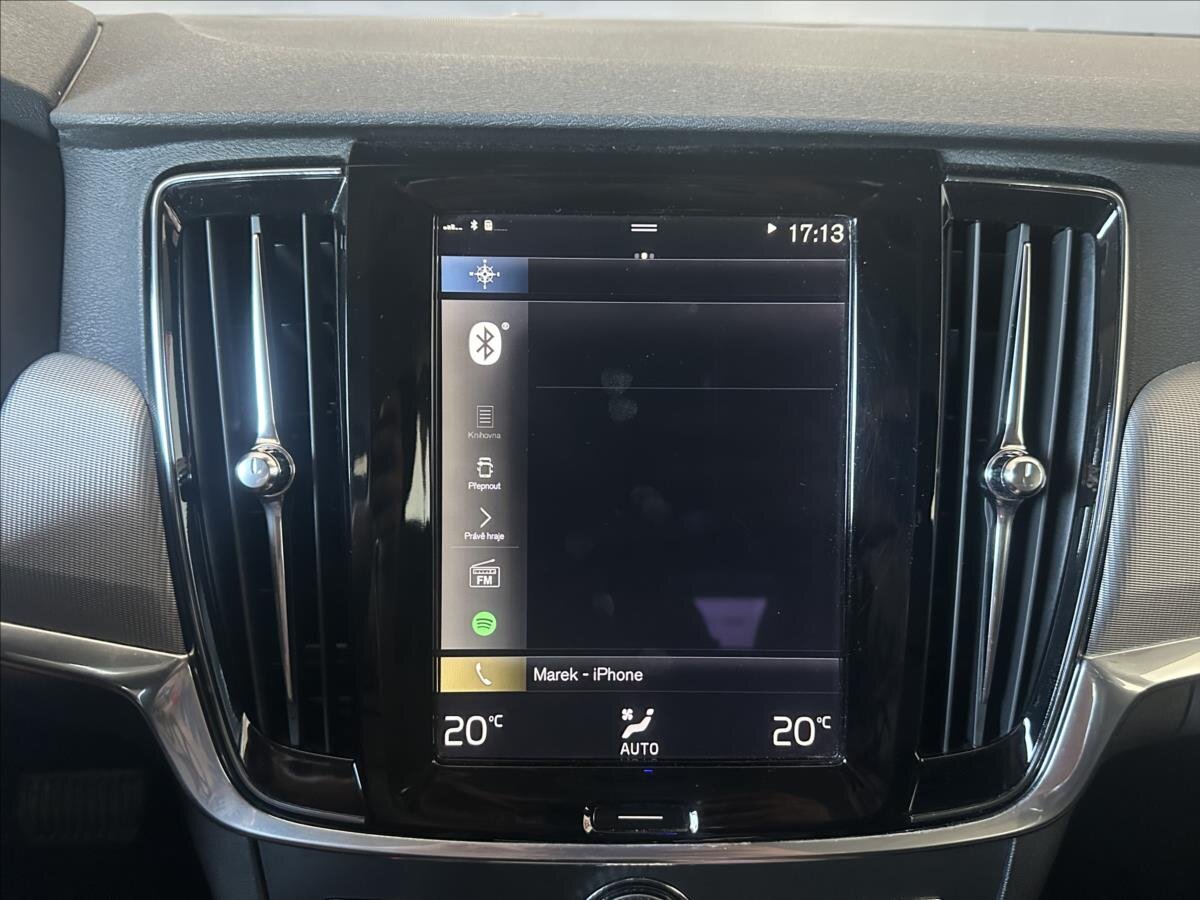 Volvo V90 Kombi 2,0 l 140 kw