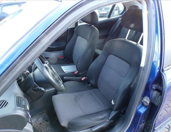 Seat Leon Hatchback 1,4 l 55 kw