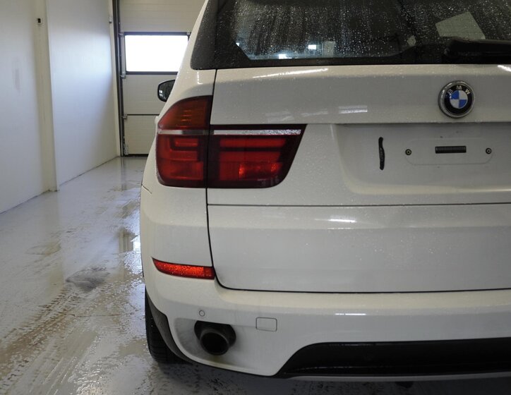 BMW X5 SUV 3,0 l 180 kw