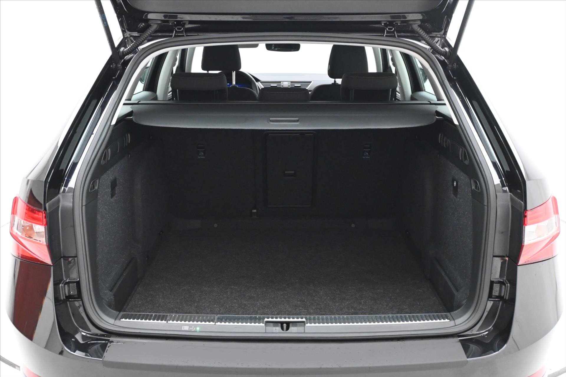 Škoda Superb Kombi 2,0 l 110 kw