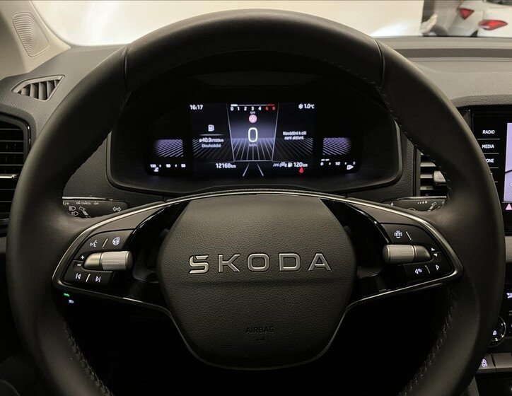 Škoda Karoq SUV 1,5 l 110 kw