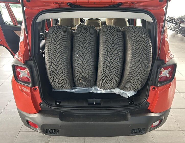 Jeep Renegade SUV / Terénní 2,0 l 103 kw