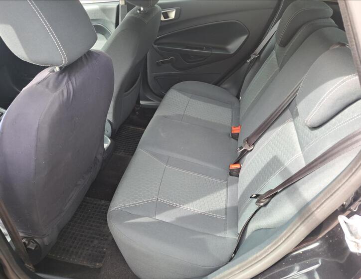 Ford Fiesta 28