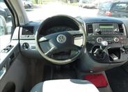 Volkswagen Multivan 29
