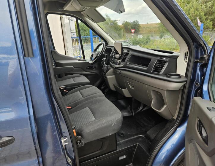 Ford Transit 7