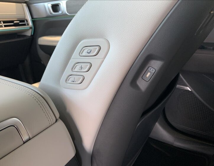 Hyundai Santa Fe SUV / Terénní 1,6 l 158 kw