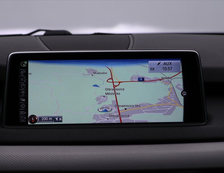 BMW X5 SUV / Terénní 3,0 l 230 kw