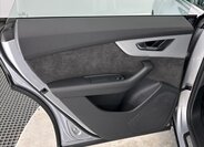 Audi SQ8 SUV / Terénní 4,0 l 373 kw