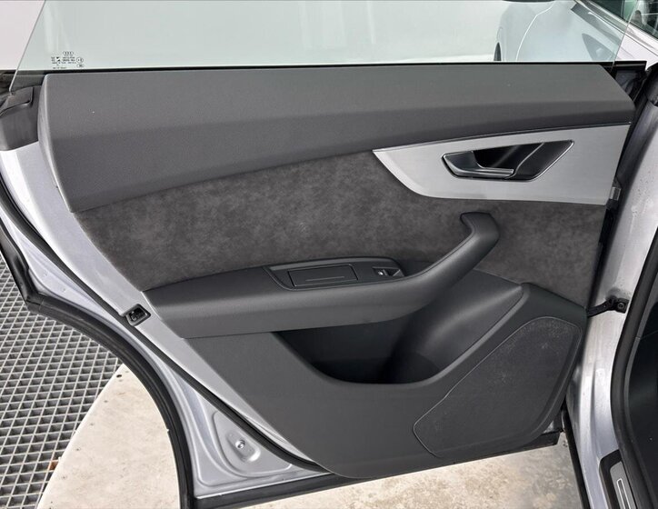 Audi SQ8 SUV / Terénní 4,0 l 373 kw