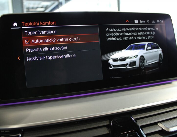 BMW Řada 5 Kombi 3,0 l 210 kw