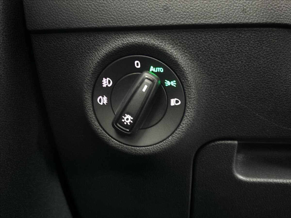 Škoda Karoq SUV / Terénní 2,0 l 85 kw