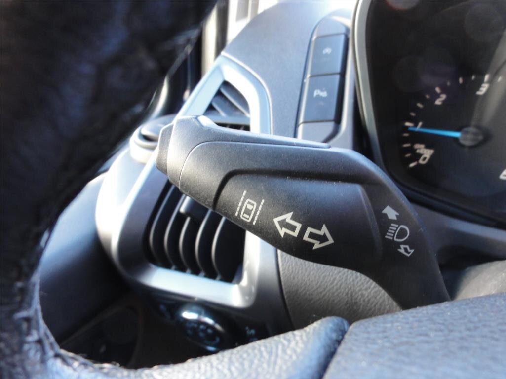 Ford Tourneo Custom Kombi 2,2 l 114 kw