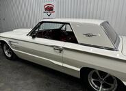Ford Thunderbird 22
