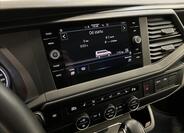 Volkswagen Caravelle 10