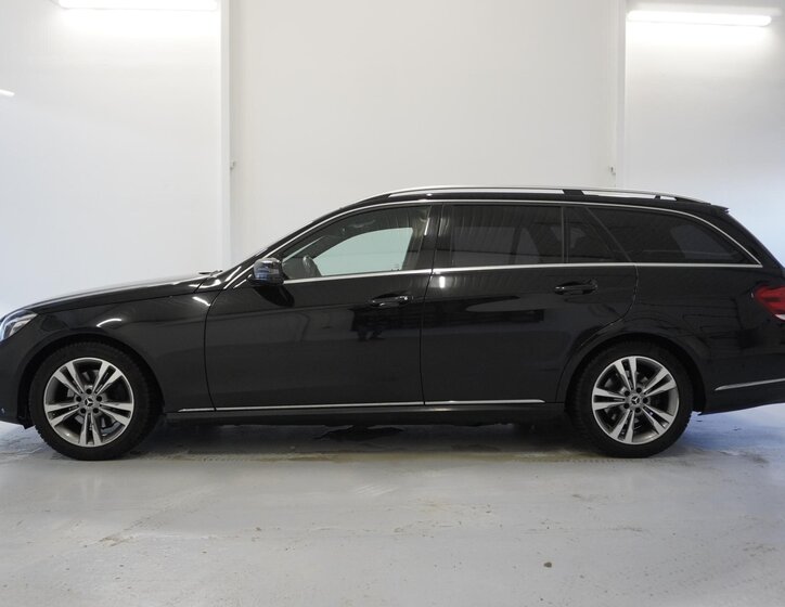 Mercedes-Benz Třídy E Kombi 3,0 l 190 kw